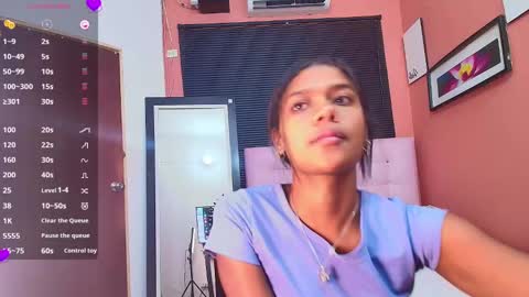 Anny  online show from February 4, 8:06 pm