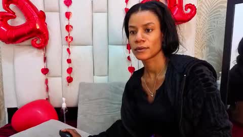 daffnelewis online show from February 17, 11:42 am