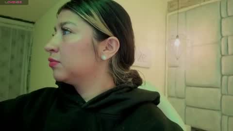 Dahiana  online show from June 25, 11:34 am