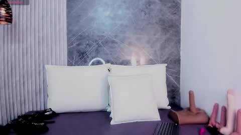 Snapshot of dahiana_gomez18 chatting on October 1, 11:48 am Dahiana online show from October 1, 11:48 am