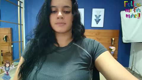 Dahiana  online show from October 5, 8:25 pm