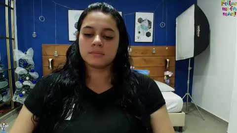  Dahiana  online show from December 20, 8:02 pm