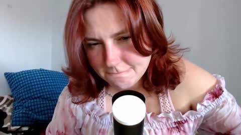 dahlia_midnight_ online show from September 22, 8:35 am