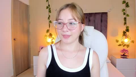 Snapshot of dahlia_rousse chatting on September 27, 8:49 pm Dahlia online show from September 27, 8:49 pm