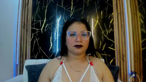 dahlia_vera11_aws online show from October 5, 5:34 am