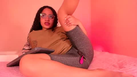 Dahli online show from May 27, 8:28 pm