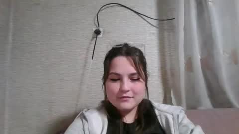 daiquiri_doll online show from December 19, 4:32 pm