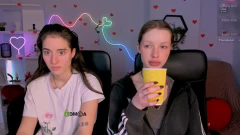 daisy online show from April 9, 7:30 pm