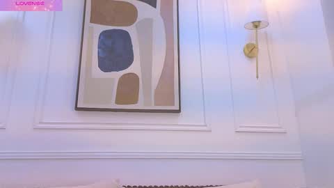 Daisy Price online show from March 23, 10:21 am