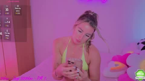 DaisyDeliciousxx online show from May 25, 6:29 pm