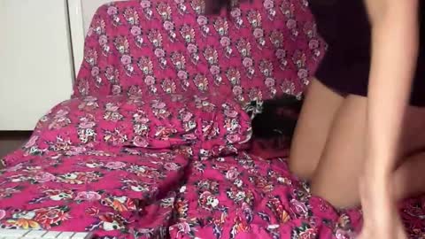 daisy love online show from May 24, 12:53 am