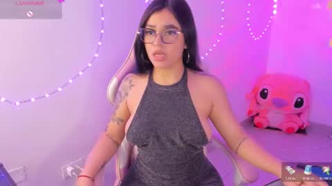 dakoota_luv online show from November 6, 5:35 am