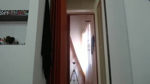   Dakota  online show from January 8, 5:26 pm