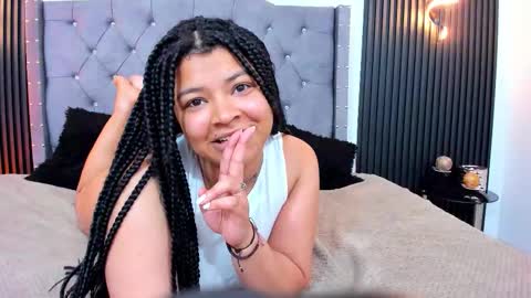 dakota_mars online show from January 6, 8:23 pm