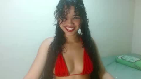 Snapshot of dakota_sweetx chatting on January 15, 7:23 pm Dakota And Bellamy online show from January 15, 7:23 pm