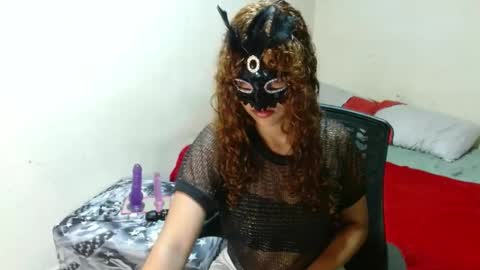 Snapshot of dakota_sweetx chatting on March 5, 2:03 am Dakota And Bellamy online show from March 5, 2:03 am
