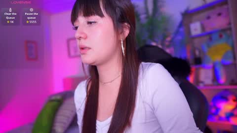 dakotaa online show from May 14, 4:13 pm