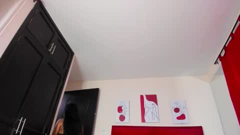 dakotaholand online show from November 7, 5:13 am