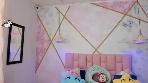 Liz online show from November 17, 12:50 pm