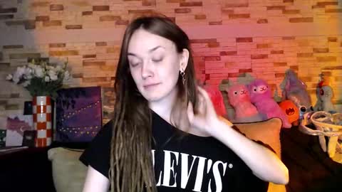 Dalia  online show from September 26, 5:21 pm