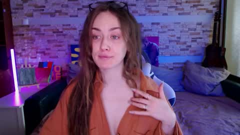 Dalia  online show from February 24, 11:20 am