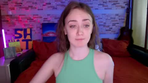 Dalia  online show from May 21, 11:08 am