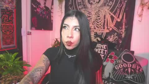 dalia_vorhees online show from May 18, 4:07 am
