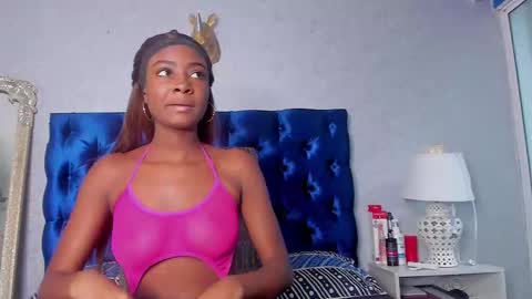 Snapshot of dalilaqueenthe1 chatting on October 4, 12:22 pm Dalila online show from October 4, 12:22 pm