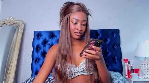 Snapshot of dalilaqueenthe1 chatting on September 9, 1:33 pm Dalila online show from September 9, 1:33 pm