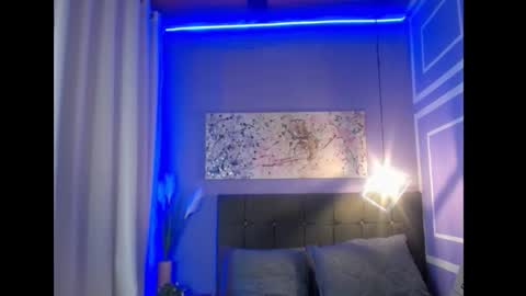 lissa online show from December 3, 1:30 am