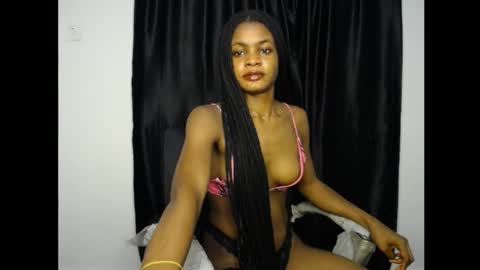 leah online show from April 7, 6:32 pm