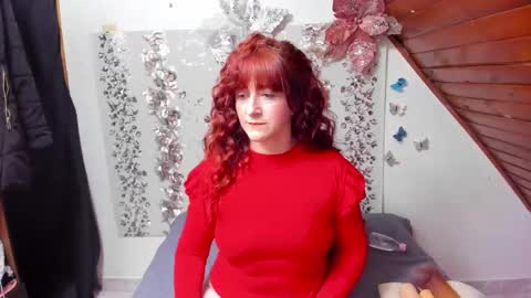 dana online show from December 19, 7:18 pm
