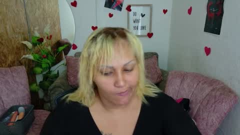 danalaleska online show from January 7, 4:16 am