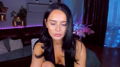 DanaMiers online show from April 30, 3:56 am