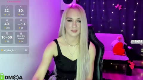 dances_queen online show from May 11, 7:10 am