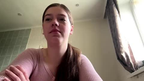 Jenny online show from June 2, 5:19 am