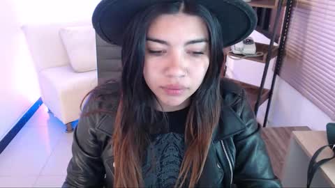 Veronica online show from October 15, 11:46 am