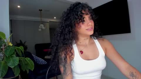Snapshot of daniela_arenas chatting on September 18, 11:47 pm daniela_arenas online show from September 18, 11:47 pm