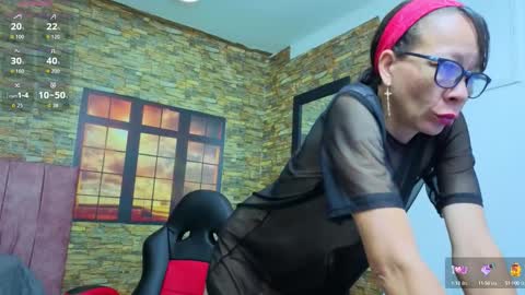 lorena online show from October 15, 11:51 pm