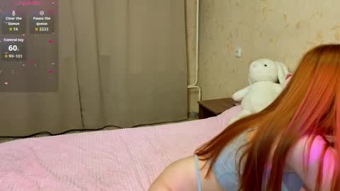 Daniela online show from April 19, 1:44 pm