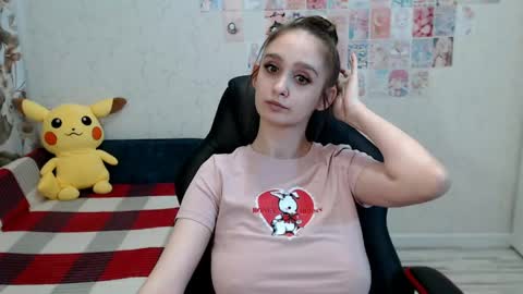 Daniella Martin online show from May 19, 1:56 am