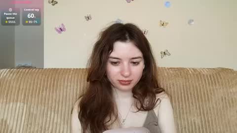 Mia online show from May 18, 1:06 pm