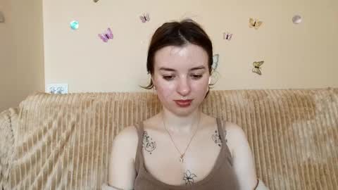 Mia online show from May 8, 7:55 am