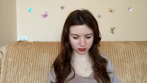 Mia online show from May 7, 7:23 am