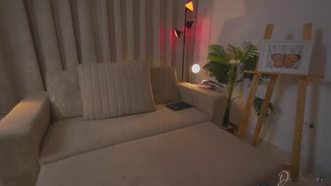 Snapshot of danii_xoxo chatting on September 10, 10:54 pm online show from September 10, 10:54 pm