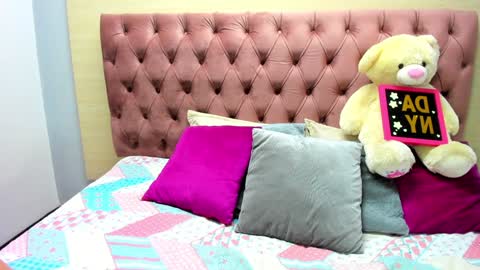 DaniiBelluci  online show from January 22, 4:02 am