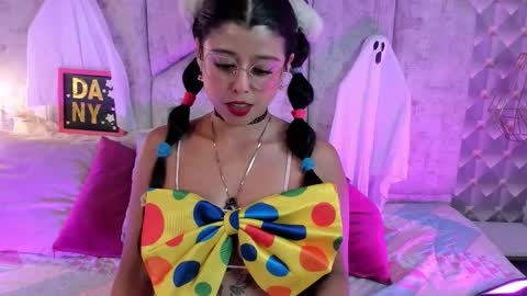 DaniiBelluci  online show from November 1, 4:05 am