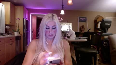 DanikaWhite69 online show from January 4, 8:28 am