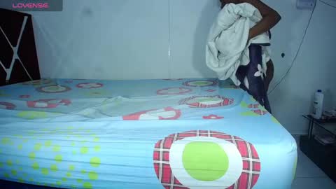 danisabrownn online show from January 12, 1:58 pm