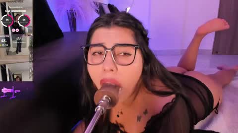 danna_adams1 online show from May 28, 7:56 pm